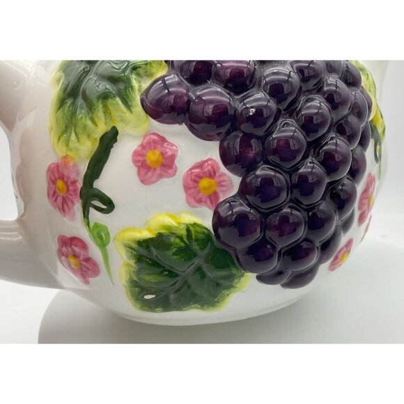 Casa Vero by ACK White Ceramic Grapevine Vintage 6 in Teapot Locking Lid - Picture 6 of 9
